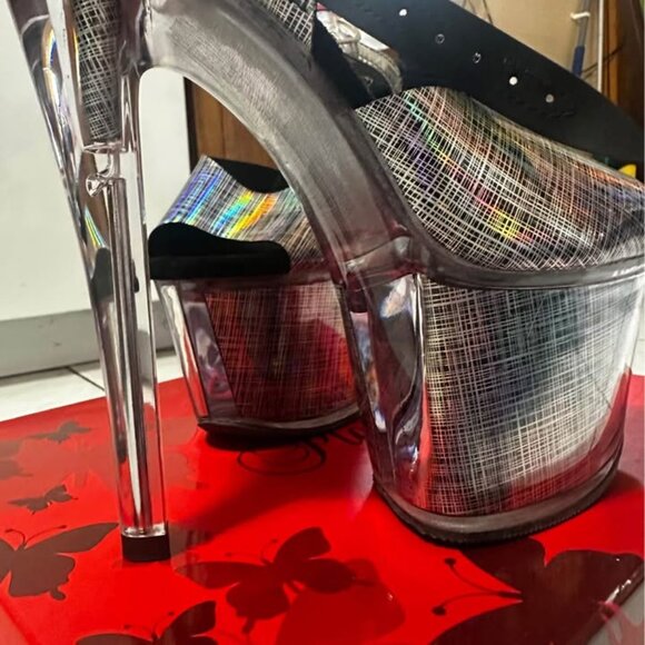 Pleaser Adore 7 inch high heels (shoe size 6) - Picture 2 of 5